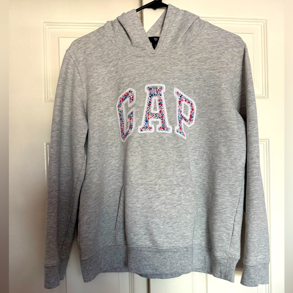 GAP Women's Gray Hoodie Sweater